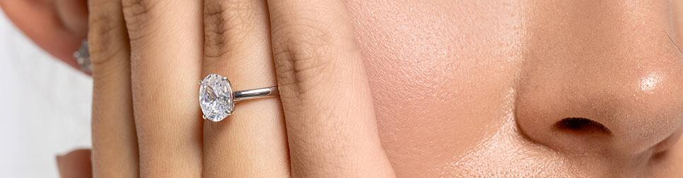 Verlovingsringen vanaf € 129,- met diamant en gekleurde edelstenen