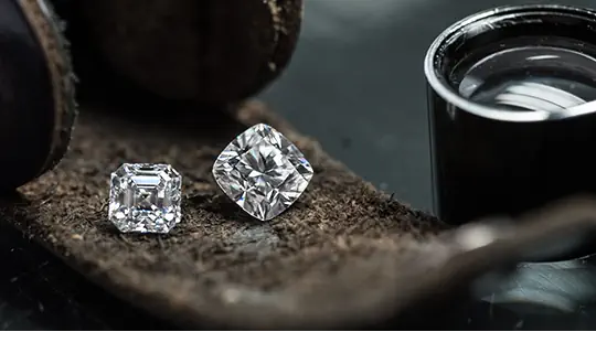 Grotere diamanten, edelsteen en zetting