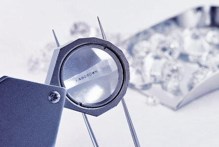 Labgrown diamant met laser markering