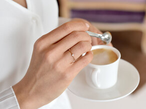 Verlovingsring Devotion in 18K roségoud met Lab-grown diamant 0,15ct E/VS