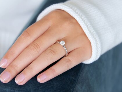 Verlovingsring Heaven 6 in 18K witgoud met Lab-grown diamant 0,50ct D/IF