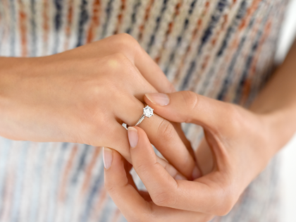 Verlovingsring Heaven 6 in 18K witgoud met Lab-grown diamant 0,50ct D/IF