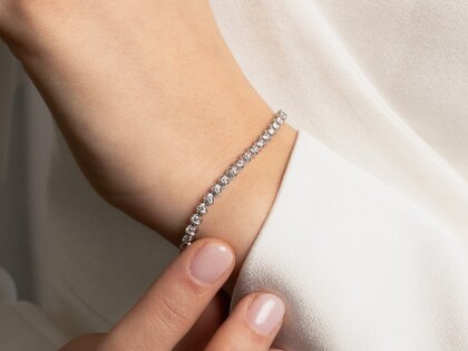 Tennisarmband in 18K witgoud met 49 diamanten 2,9ct G/SI, 16cm