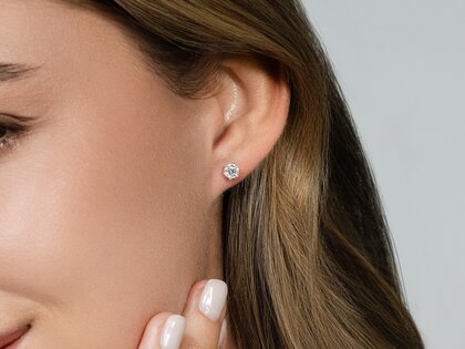 Oorbellen Classic in 14K geelgoud met diamanten 0,60ct G/SI
