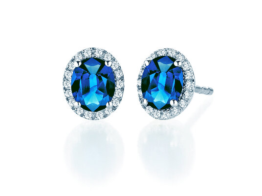Windsor oorbellen in 14K witgoud met saffieren 1,20ct en diamanten 0,10ct