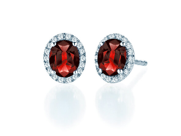 Windsor oorbellen in 14K witgoud met robijnen 1,20ct en diamanten 0,10ct