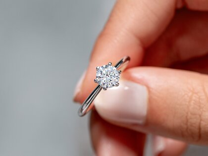 Verlovingsring Heaven 6 in 9K witgoud met diamant 0,75ct G/SI