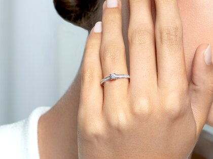 Verlovingsring Surprise Pavé in 9K geelgoud met diamanten 0,38ct G/SI