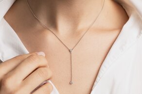 Halsketing Leon Y in 14K witgoud met diamanten 0,06ct G/SI