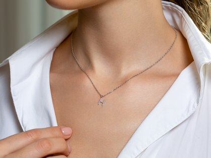 Letterhanger Diamond Letter Petite H in 18K geelgoud, 45cm 1,5mm