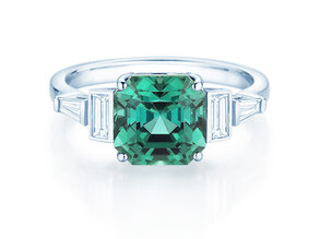 Verlovingsring Aureline in 9K witgoud met groene toermalijn 3,00ct en natuurlijke diamanten 0,48ct