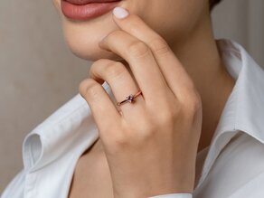 Geboortesteen ring Classic 4 januari in 14K geelgoud met granaat 0,10ct