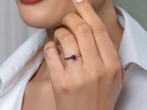 Geboortesteen ring Classic 4 september in 14K geelgoud met saffier 0,10ct