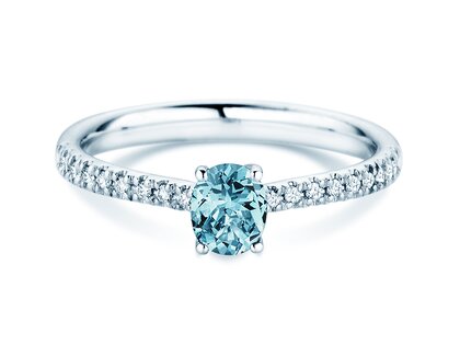 Geboortesteen ring Glow Pavé december in 18K witgoud met blauwe topaas 0,60ct en diamanten 0,11ct