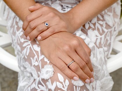 Verlovingsring Lovely in 14K witgoud met saffier 0,25ct en diamanten 0,25ct