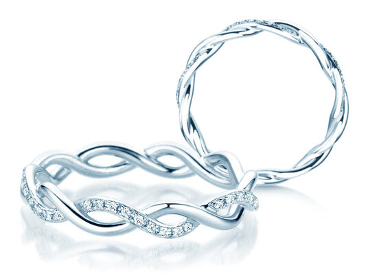 Verlovingsring Sparkling Curve in 14K witgoud met diamanten 0,14ct G/SI