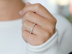 Verlovingsring V-Eternity in 14K witgoud met diamanten 0,30ct G/SI