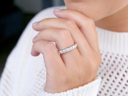 Verlovingsring Wave in 14K witgoud met diamanten 1,30ct G/SI