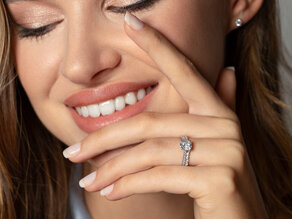 Verlovingsring Cushion Pavé in 9K geelgoud met Lab-grown diamanten 1,22ct E/VS