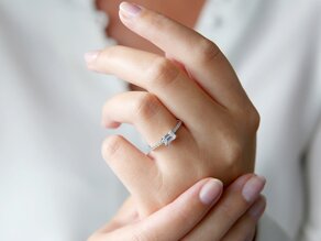 Verlovingsring Emerald-Cut