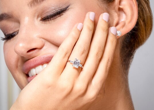 Verlovingsring Emerald Tapered Baguette in 9K witgoud met Lab-grown diamanten 2,60ct