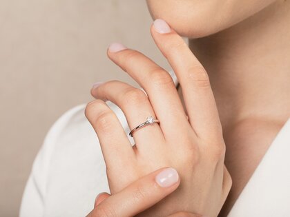 Verlovingsring Heart Clean in 14K witgoud met diamant 0,16ct G/SI