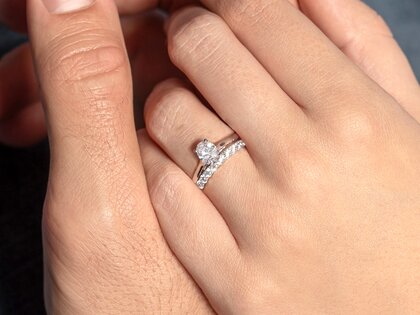 Verlovingsring Oval Cut in 9K geelgoud met diamant 1,00ct G/SI