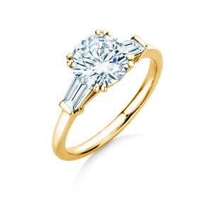 Verlovingsring Brilliant Tapered Baguette  in 9K geelgoud met Lab-grown diamanten 0,41ct E/VS