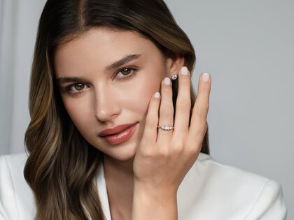 Verlovingsring Vivid Asscher in 14K witgoud met diamanten 0,53ct G/SI