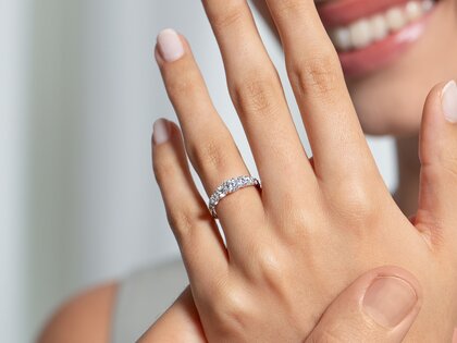 Verlovingsring 9 Diamonds in 9K witgoud met diamanten 1,00ct G/SI