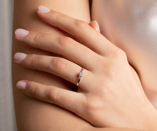 Verlovingsring Vivid Petite Diamond in 14K witgoud met Lab-grown diamanten 0,50ct E/VS