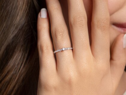 Verlovingsring Classic 4 Pavé in 14K witgoud met diamanten 0,30ct G/SI