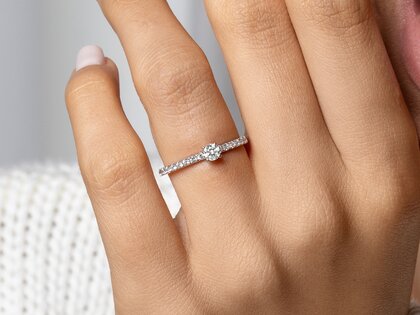 Verlovingsring Classic 4 Pavé in 14K witgoud met diamanten 0,46ct G/SI