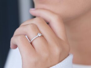 Verlovingsring Eternal Pavé in 18K witgoud met diamanten 0,35ct G/SI