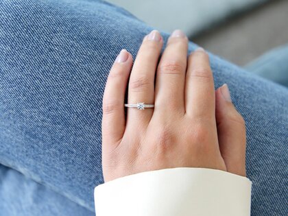 Verlovingsring Modern Pavé in platina 950/- met diamanten 0,25ct G/SI