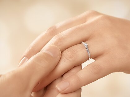 Verlovingsring Modern Pavé in 18K geelgoud met diamanten 0,25ct G/SI
