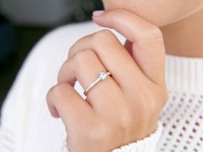 Verlovingsring Modern Pavé in 14K witgoud met diamanten 0,35ct G/SI