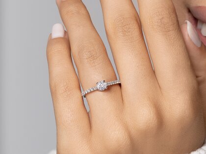 Verlovingsring Pure Diamond in 18K witgoud met diamanten 0,62ct G/SI