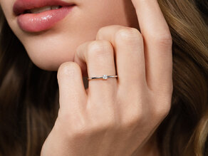 Verlovingsring Classic 4 in 14K witgoud met diamant 0,05ct H/SI