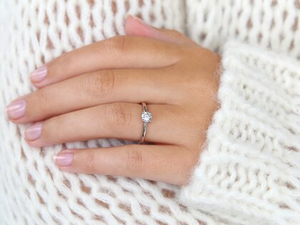 Verlovingsring Classic 4 in 14K witgoud met diamant 0,40ct H/SI