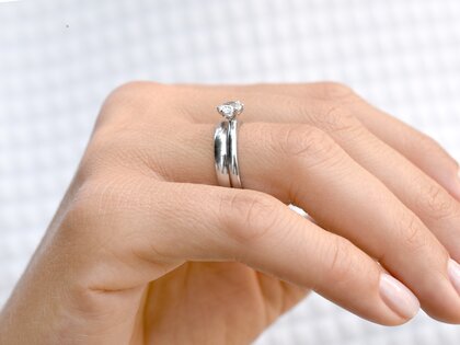 Verlovingsring Classic 6 in 18K witgoud met diamant 0,50ct H/SI