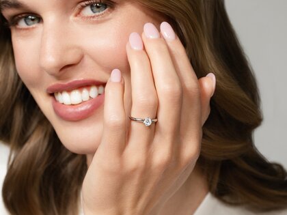 Verlovingsring Classic 6 in 18K witgoud met diamant 0,60ct H/SI