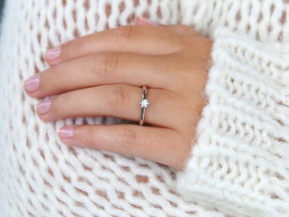 Verlovingsring Classic 6 in 14K witgoud met diamant 0,20ct H/SI