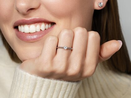 Verlovingsring Classic Beads in 18K geelgoud met diamant 0,20ct G/VS