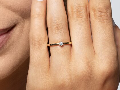 Verlovingsring Classic Petite in geelgoud