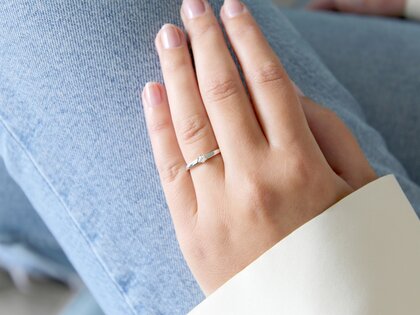 Verlovingsring Classic Petite in 14K witgoud met diamant 0,09ct G/SI