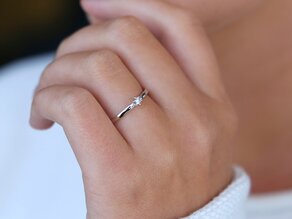 Verlovingsring Classic Petite in 14K witgoud met diamant 0,05ct G/SI