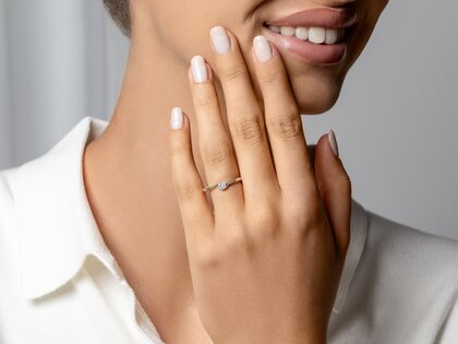 Verlovingsring Devotion in 14K witgoud met diamant 0,20ct D/IF