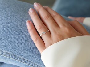 Verlovingsring Devotion in 14K witgoud met diamant 0,20ct D/IF