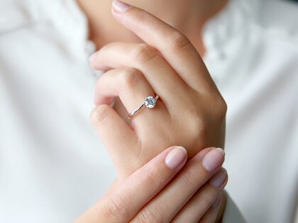 Verlovingsring Devotion in 14K witgoud met diamant 0,75ct H/SI
